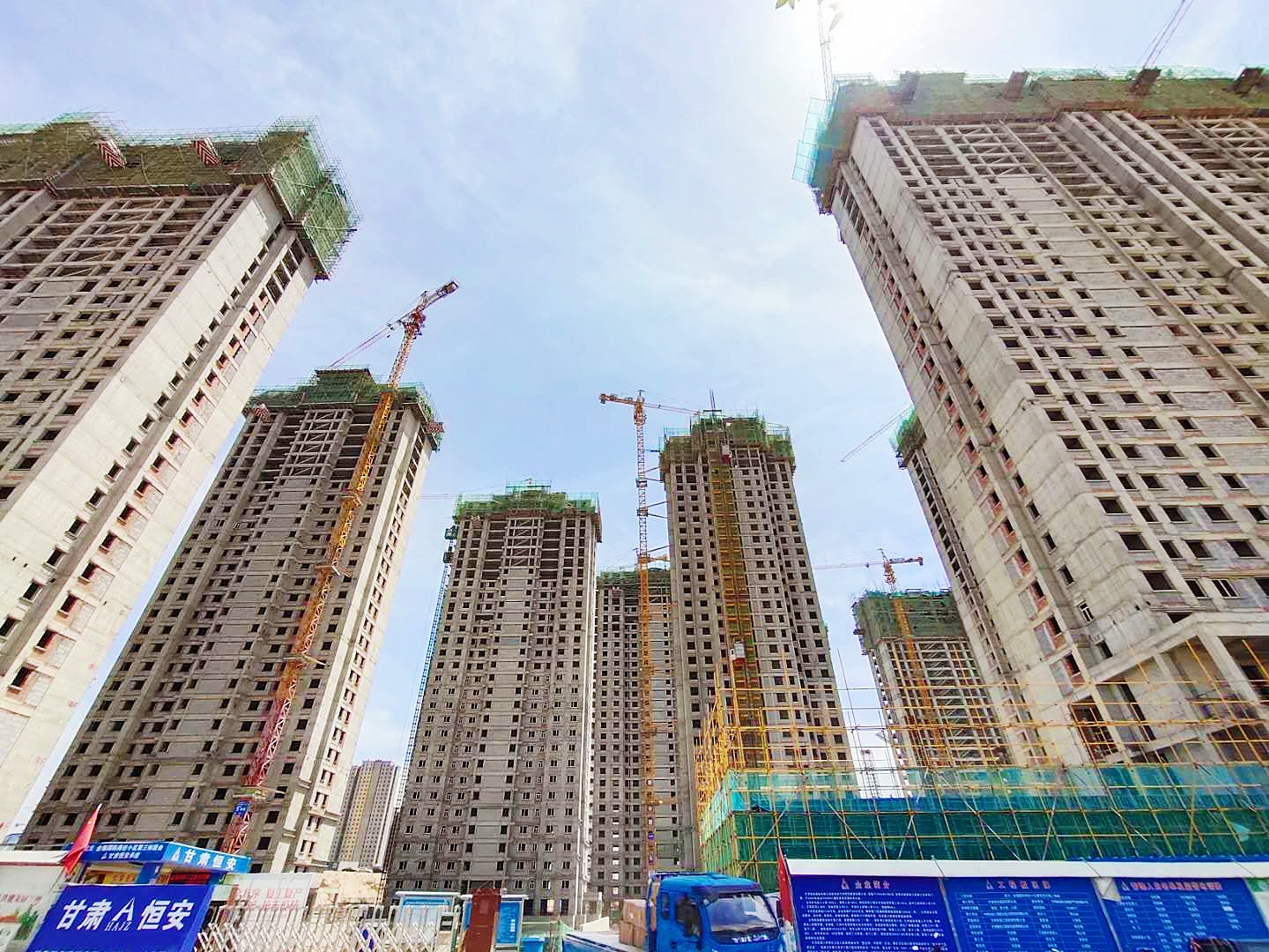 1593409647844463.jpg 1593409647844463.jpg